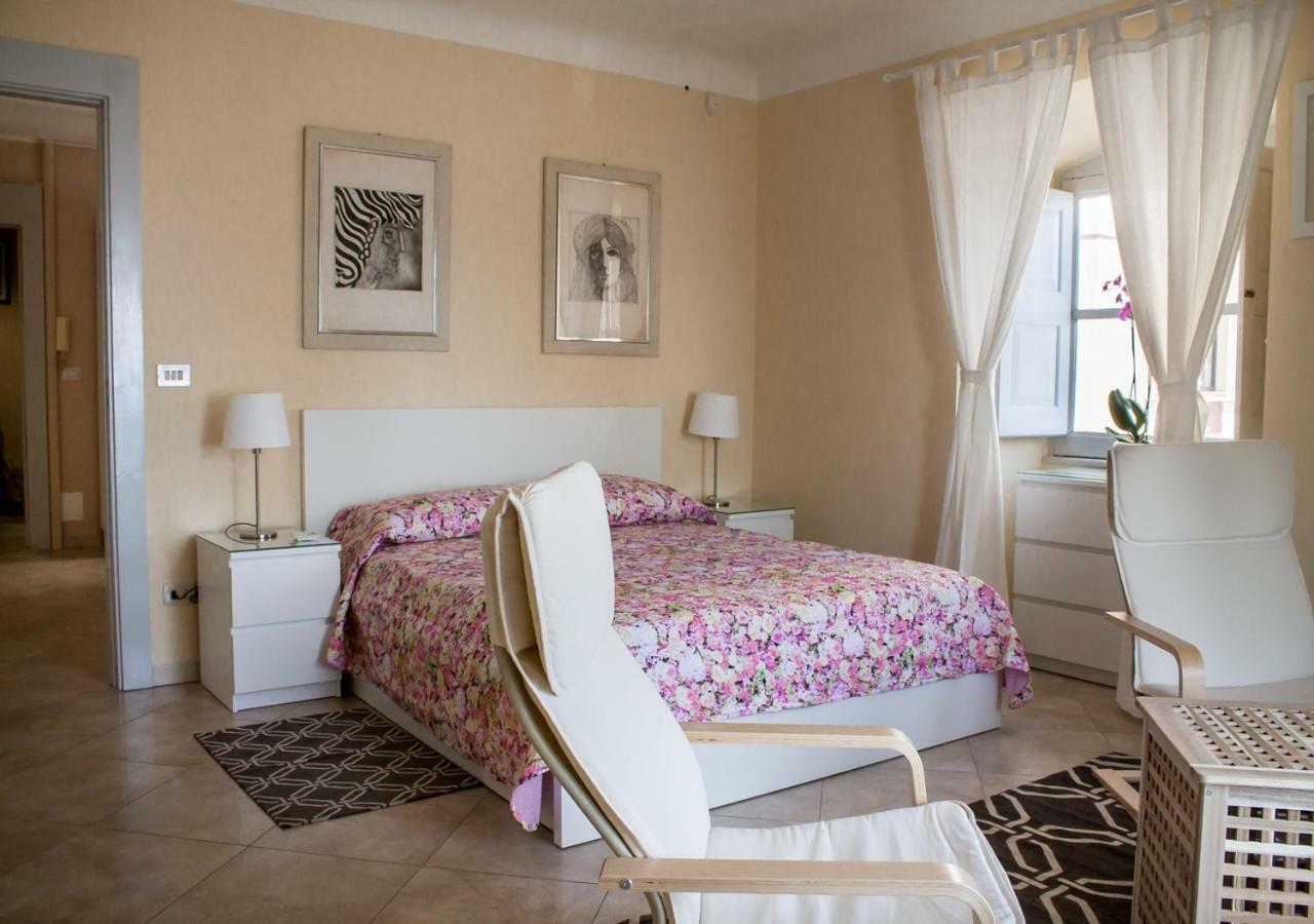 הוילה מילאצו Casa Marina מראה חיצוני תמונה