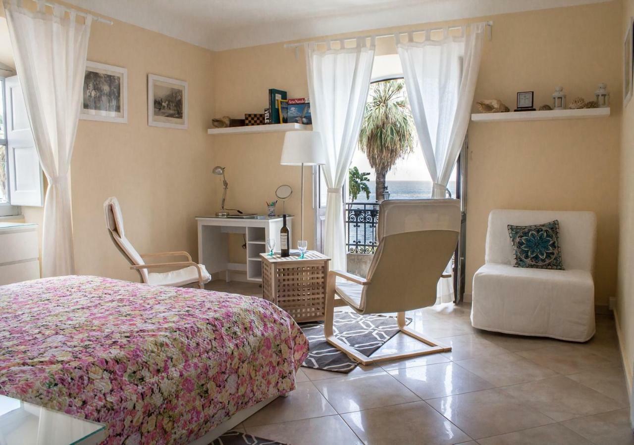הוילה מילאצו Casa Marina מראה חיצוני תמונה